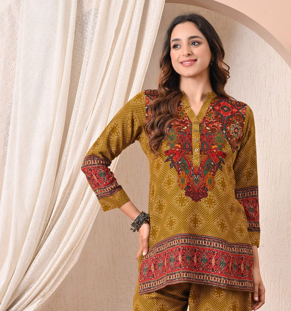 Ladies' Indian ethnic wear by ADVITA